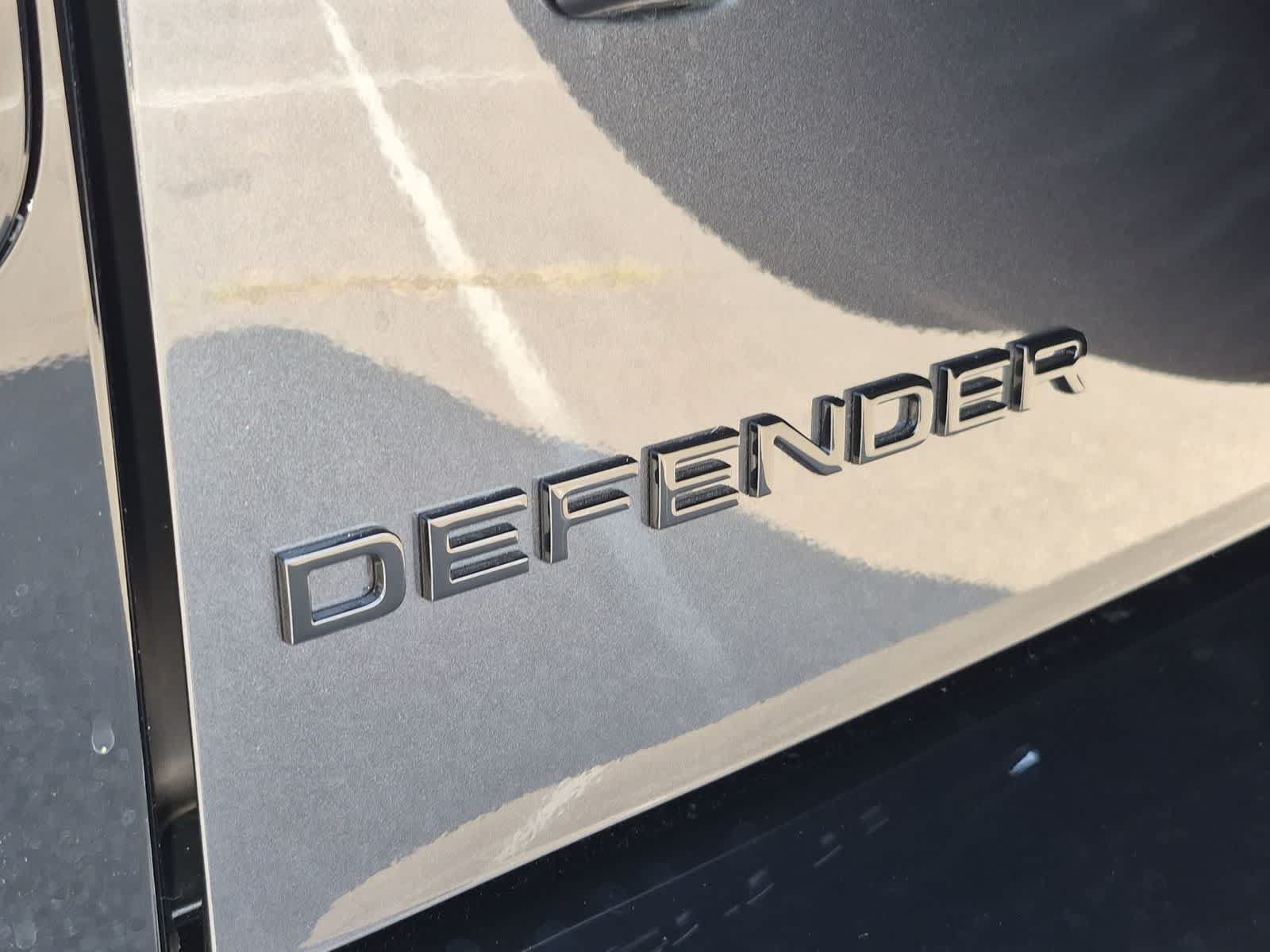New 2026 Land Rover Defender 110 X-Dynamic SE AWD/4WD image 5