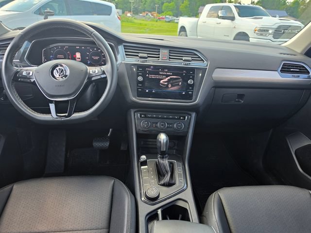 Used 2021 Volkswagen Tiguan SEL AWD/4WD image 12
