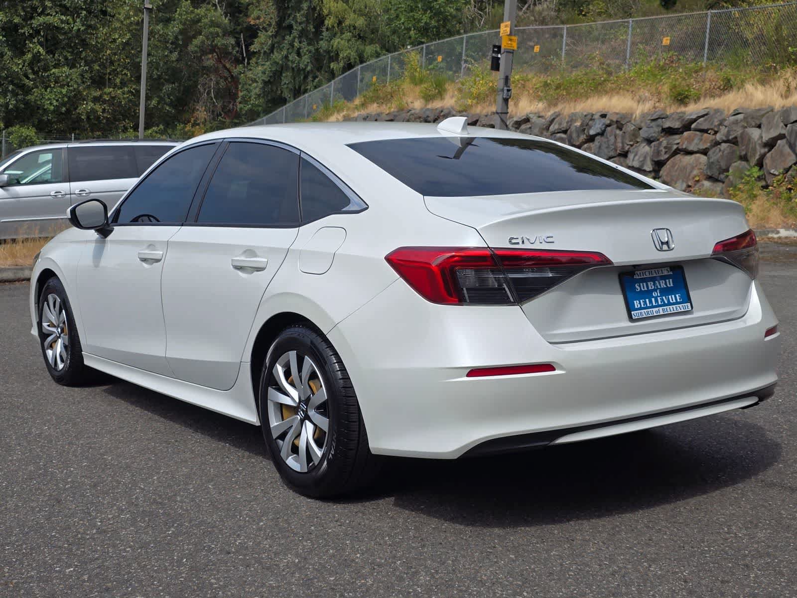 Used 2022 Honda Civic LX image 4