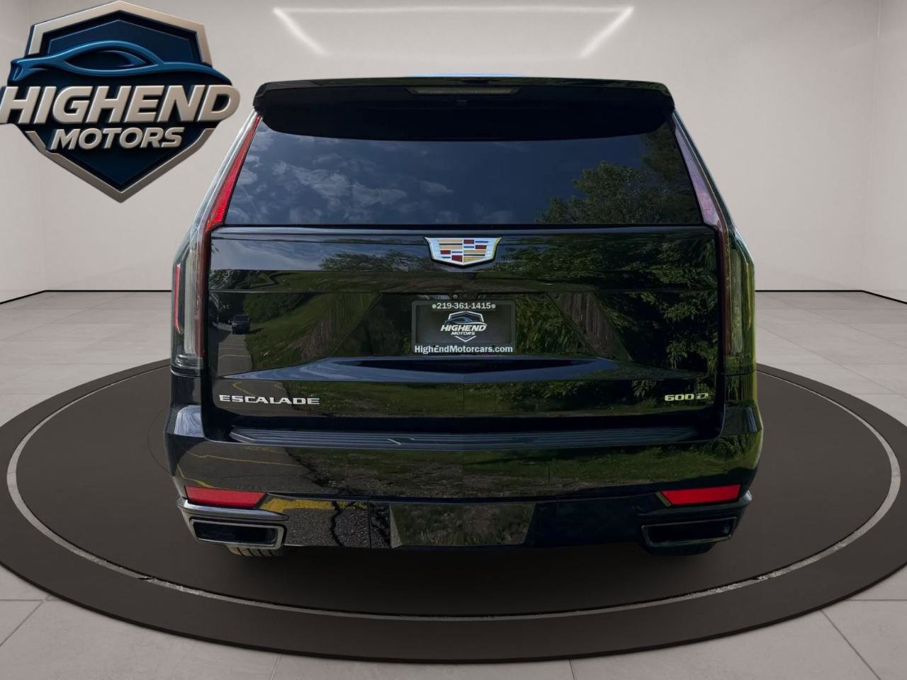 Used 2023 Cadillac Escalade ESV Sport AWD/4WD image 5