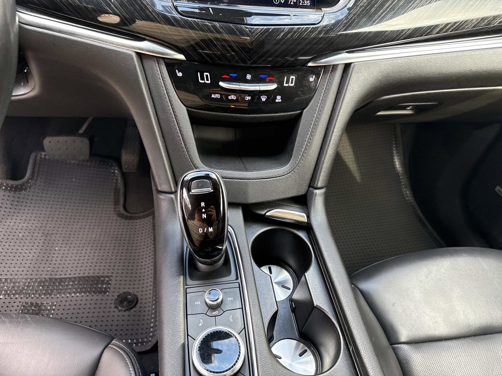 Certified 2022 Cadillac XT6 Premium Luxury image 29