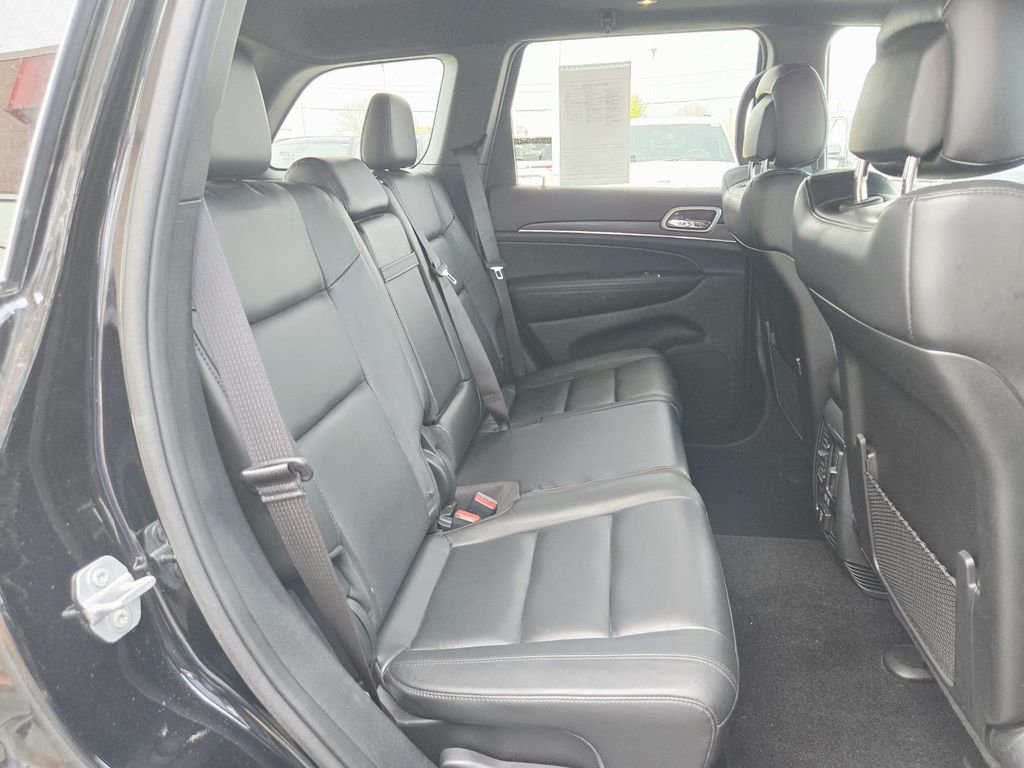 Used 2019 Jeep Grand Cherokee Limited image 16