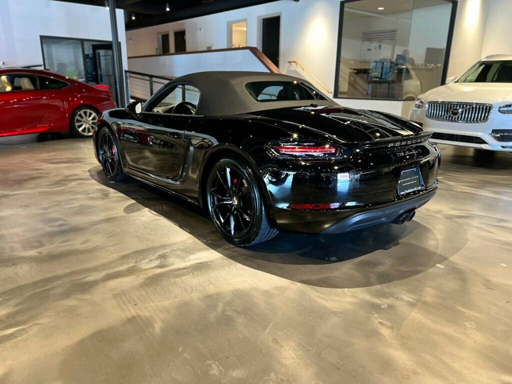 Used 2024 Porsche 718 Boxster S image 5