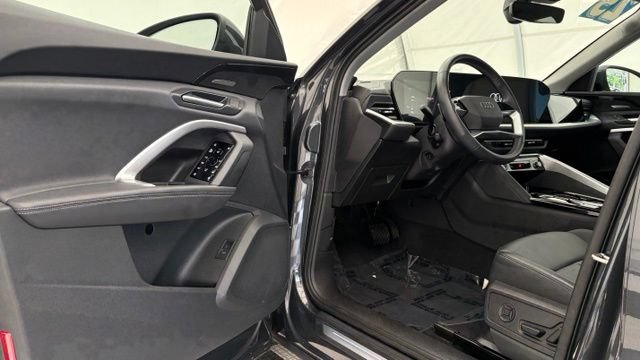 Used 2025 Audi Q5 Premium Plus AWD/4WD image 33