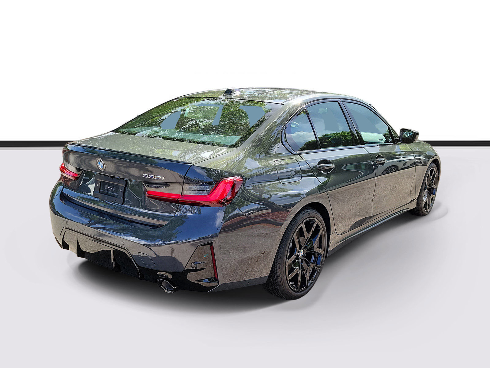 New 2026 BMW 330i Sedan w/ M Sport Package RWD image 4