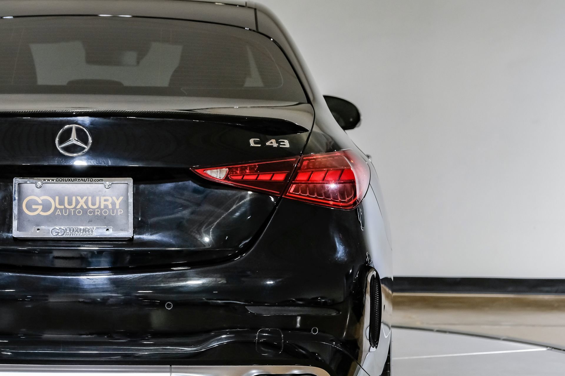 Used 2024 Mercedes-Benz C 43 AMG 4MATIC Sedan w/ Driver Assistance Package image 49