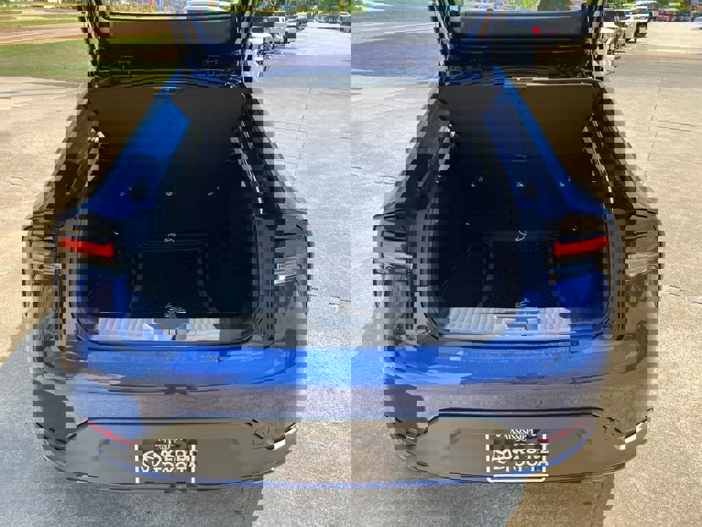 New 2026 Toyota Prius LE image 18