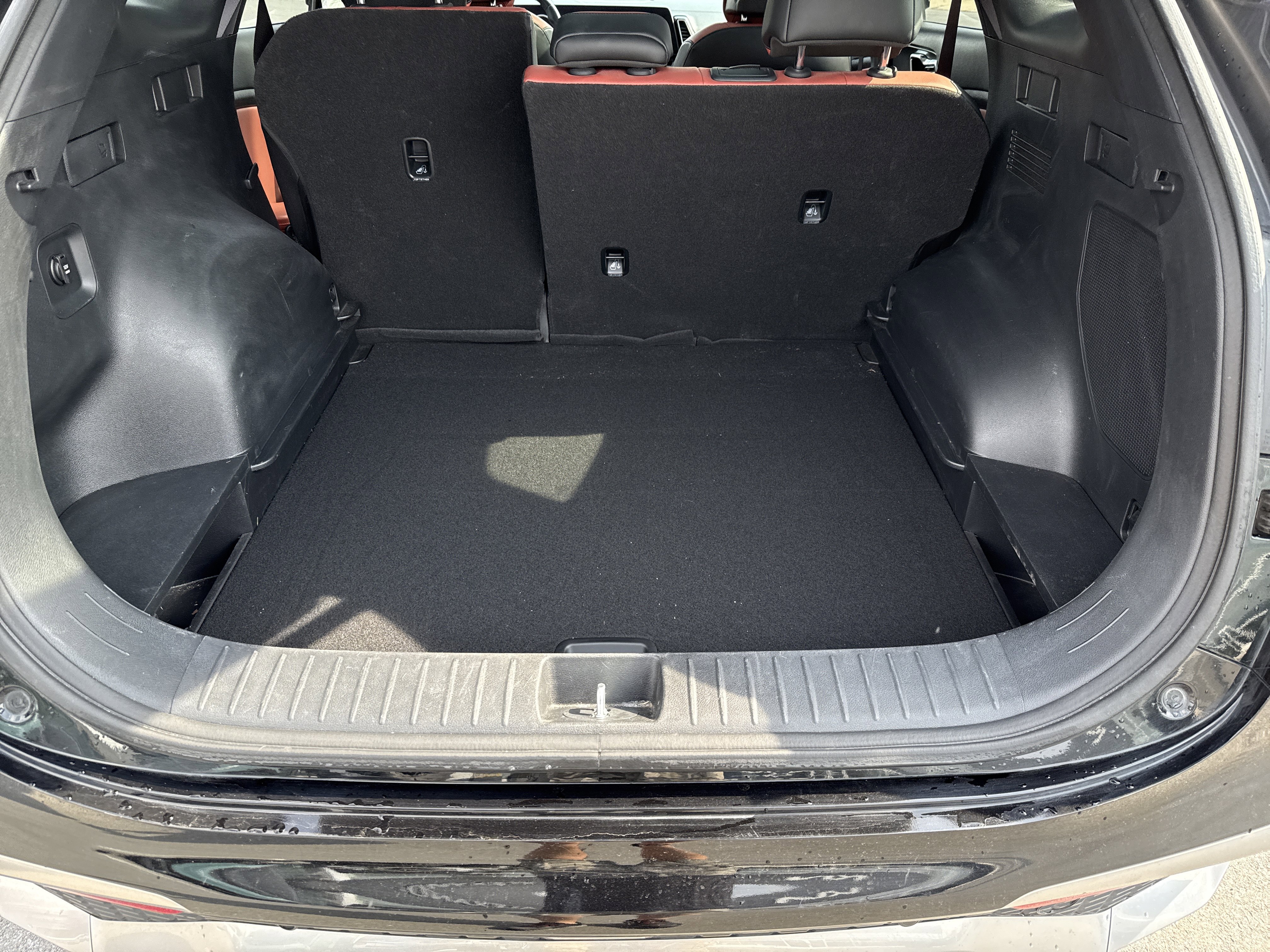 Used 2023 Kia Sportage SX Prestige image 5