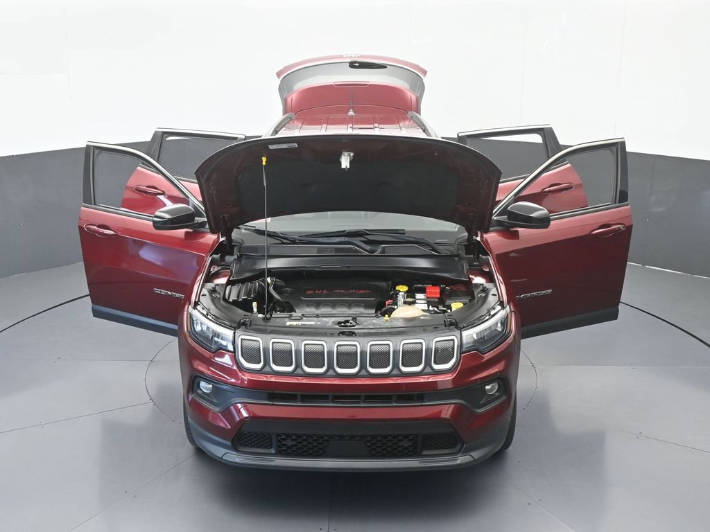 Used 2022 Jeep Compass Latitude AWD/4WD image 65