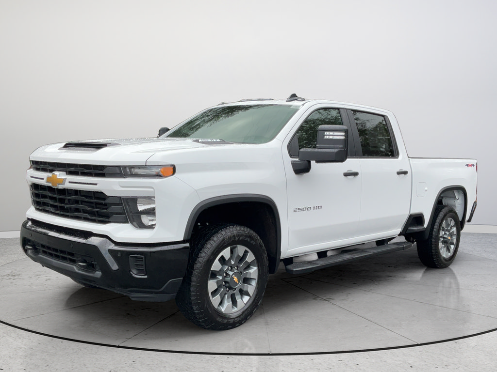 New 2026 Chevrolet Silverado 2500 Custom w/ Custom Value Package AWD/4WD image 3