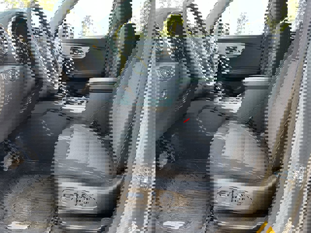 Used 2023 Chevrolet Blazer LT w/ Convenience Package image 16