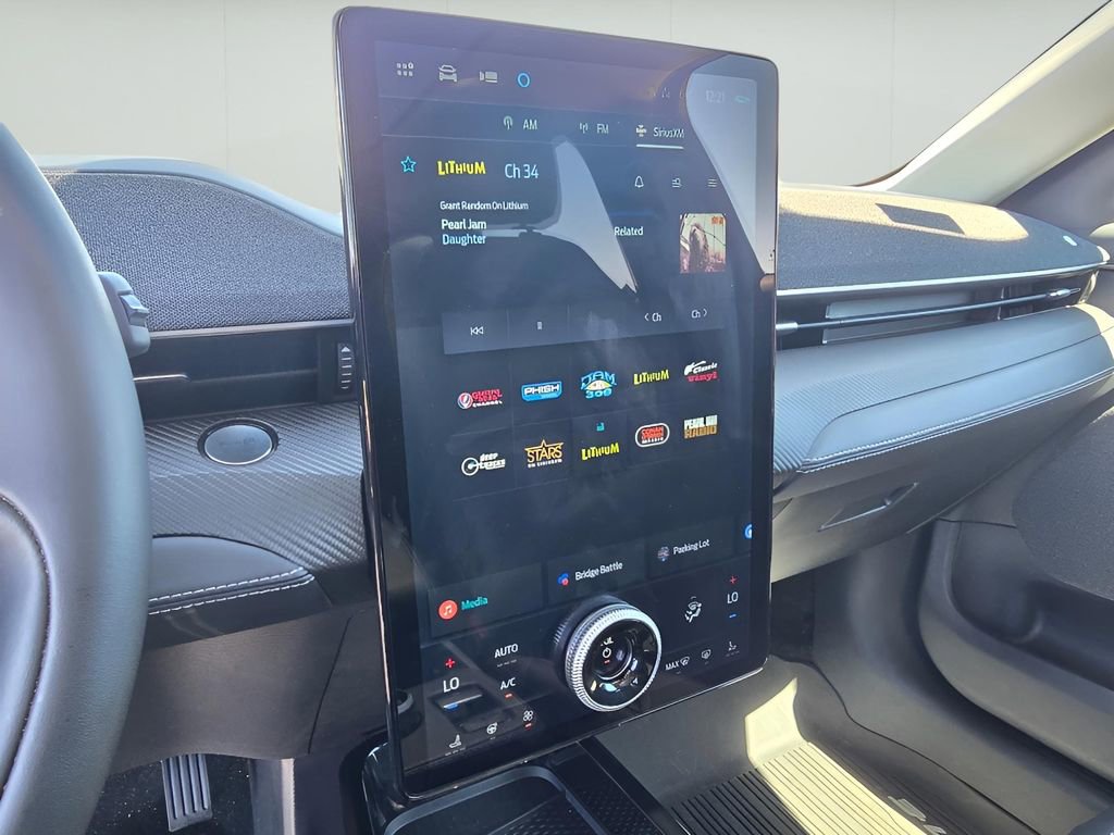 Used 2024 Ford Mustang Mach-E Premium image 18