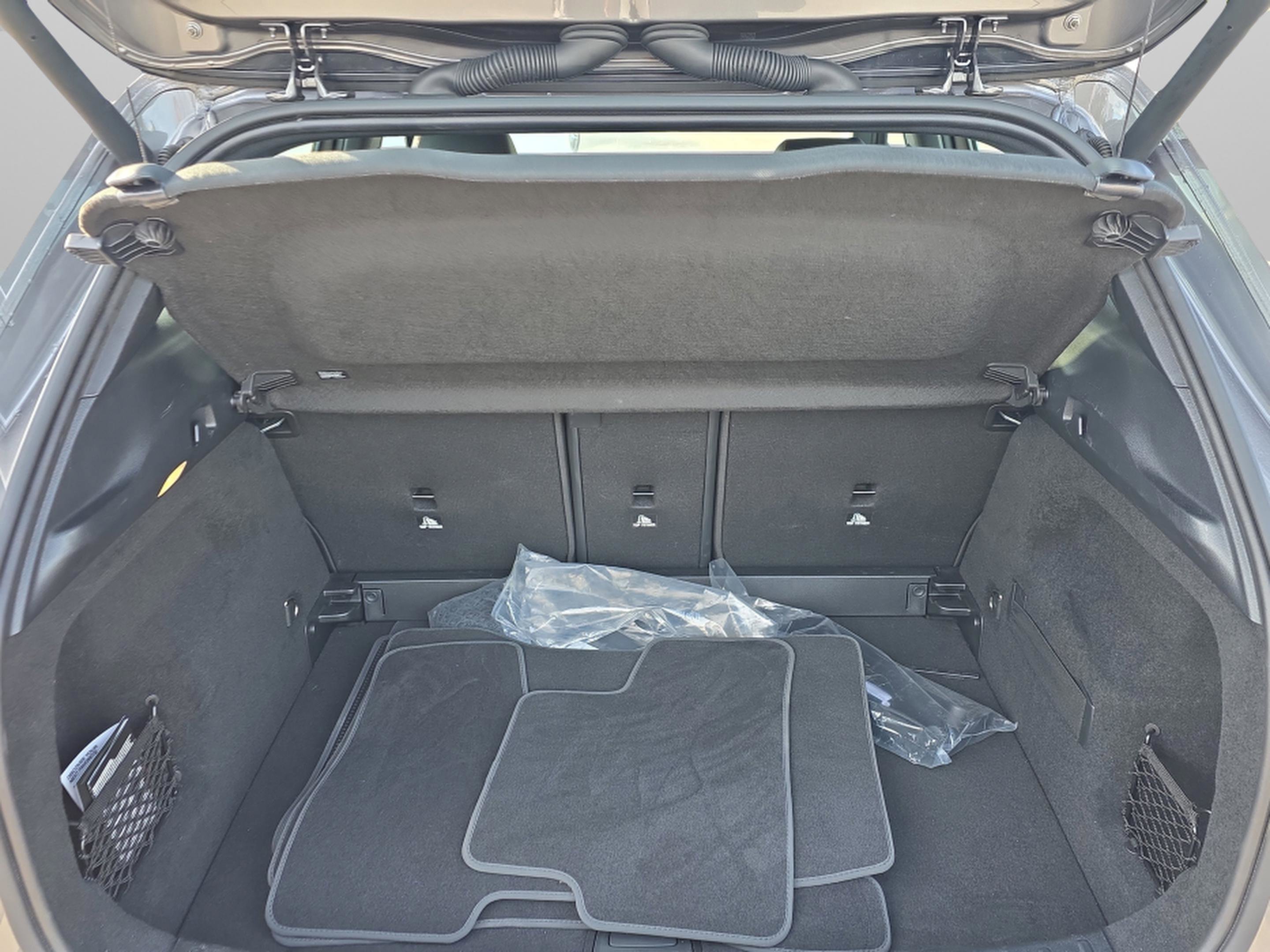 Used 2026 Mercedes-Benz GLA 35 AMG 4MATIC image 29