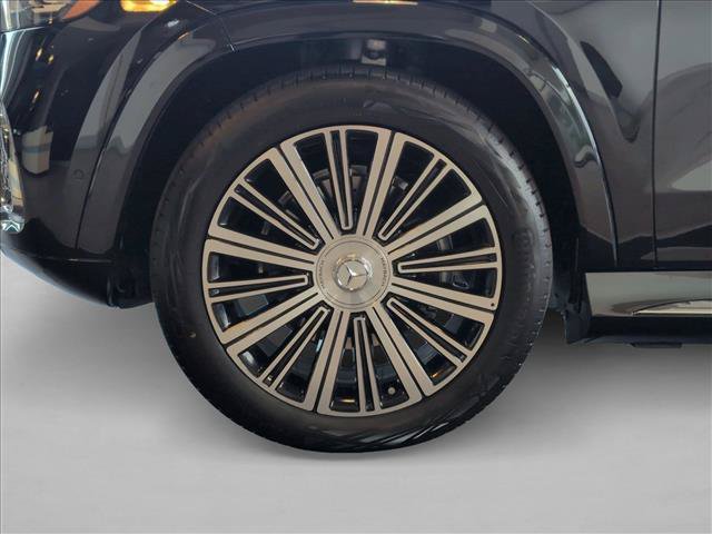 New 2026 Mercedes-Benz Maybach GLS 600 4MATIC image 10