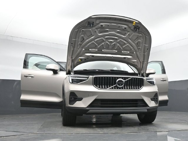 Used 2024 Volvo XC40 B5 Ultimate AWD/4WD image 50