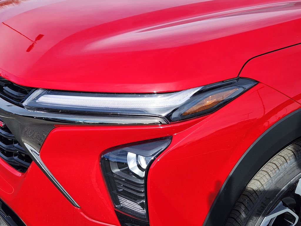 New 2026 Chevrolet Trax RS w/ Driver Confidence Package image 5