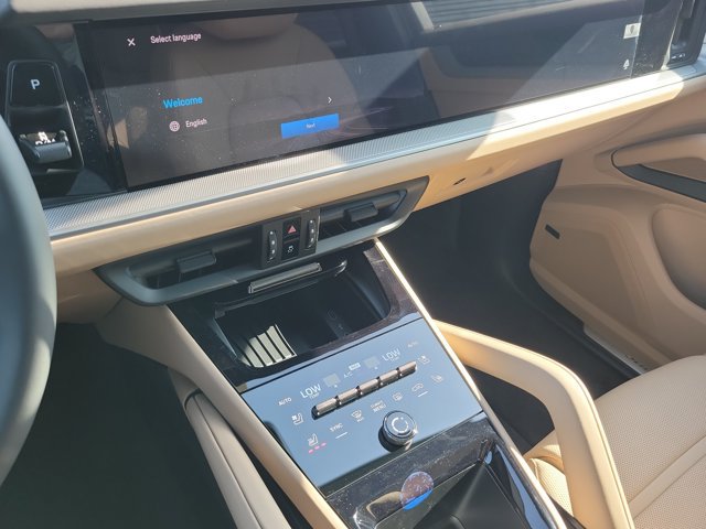 New 2026 Porsche Cayenne AWD/4WD image 31