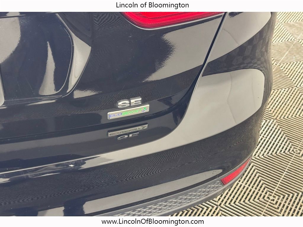 Used 2018 Ford Focus SE w/ Cold Weather Package image 11