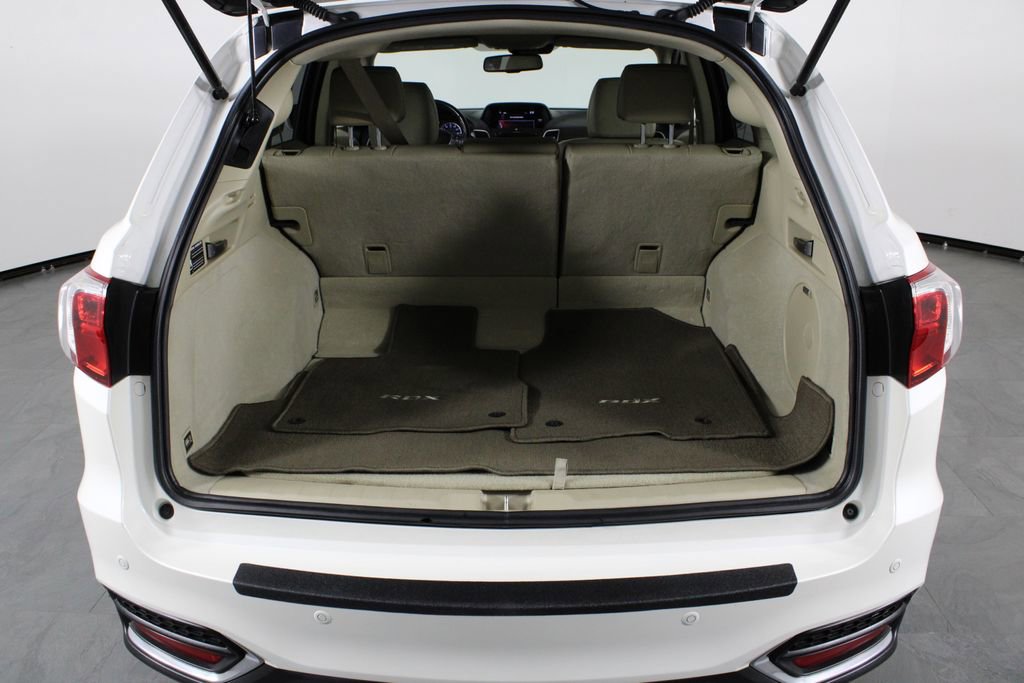 Used 2017 Acura RDX AWD w/ Advance Package image 16