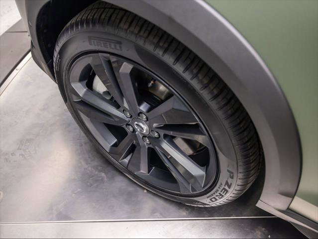 New 2026 Volvo V60 B5 Cross Country Plus w/ Climate Package image 9