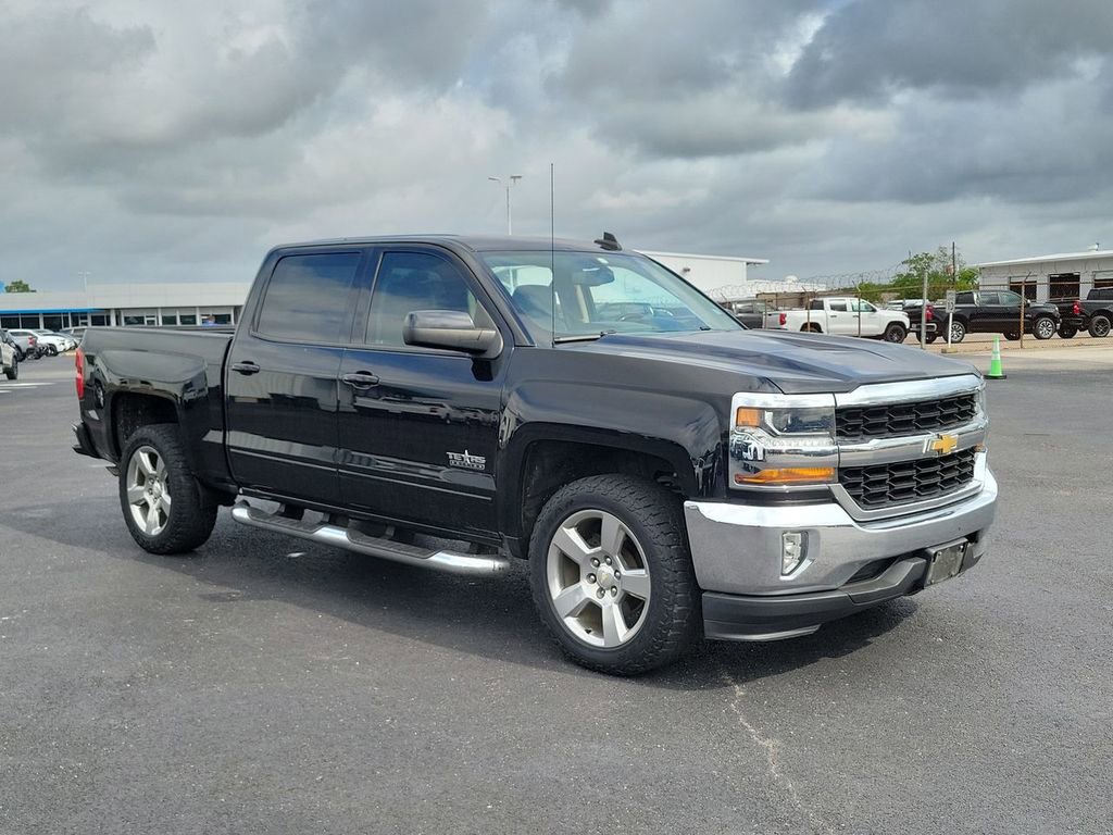 Used 2018 Chevrolet Silverado 1500 LT w/ Texas Edition RWD image 8