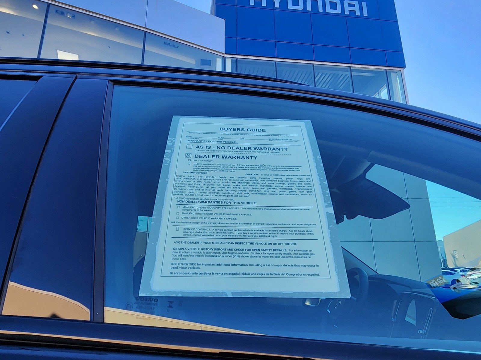 Used 2023 Volvo XC40 B4 Ultimate image 55