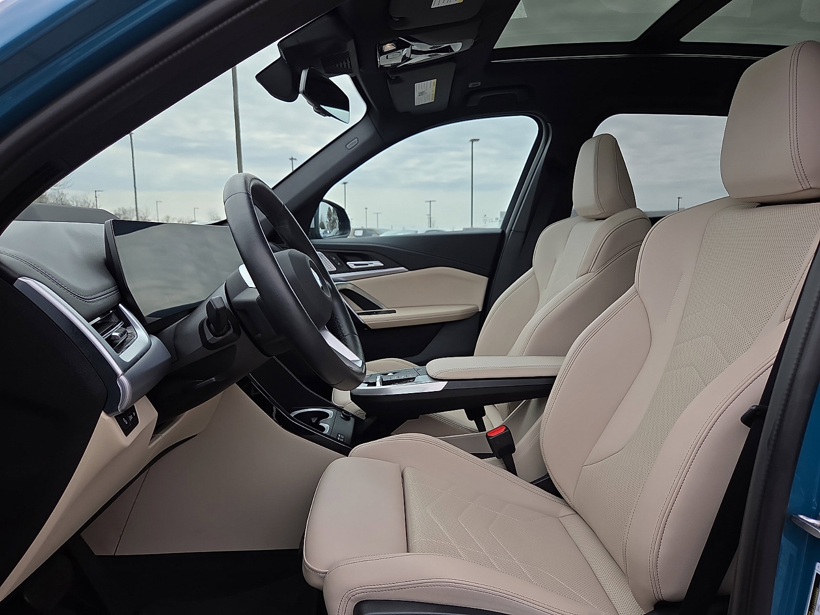 Used 2024 BMW X1 xDrive28i w/ Premium Package image 15