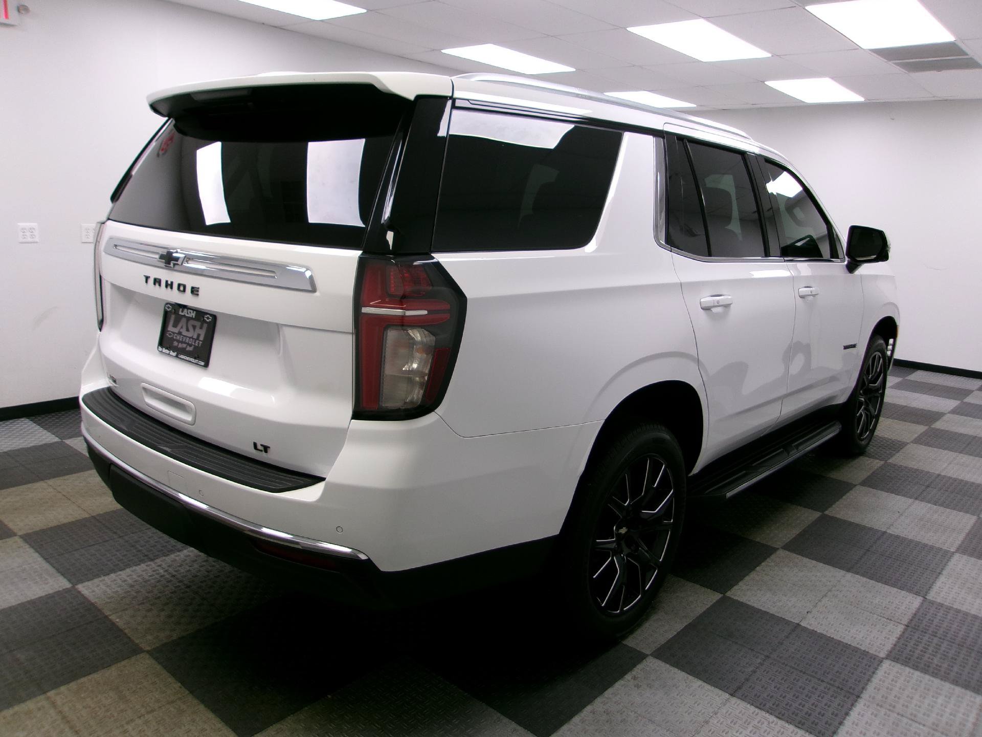Used 2021 Chevrolet Tahoe LT w/ LT Signature Package AWD/4WD image 15