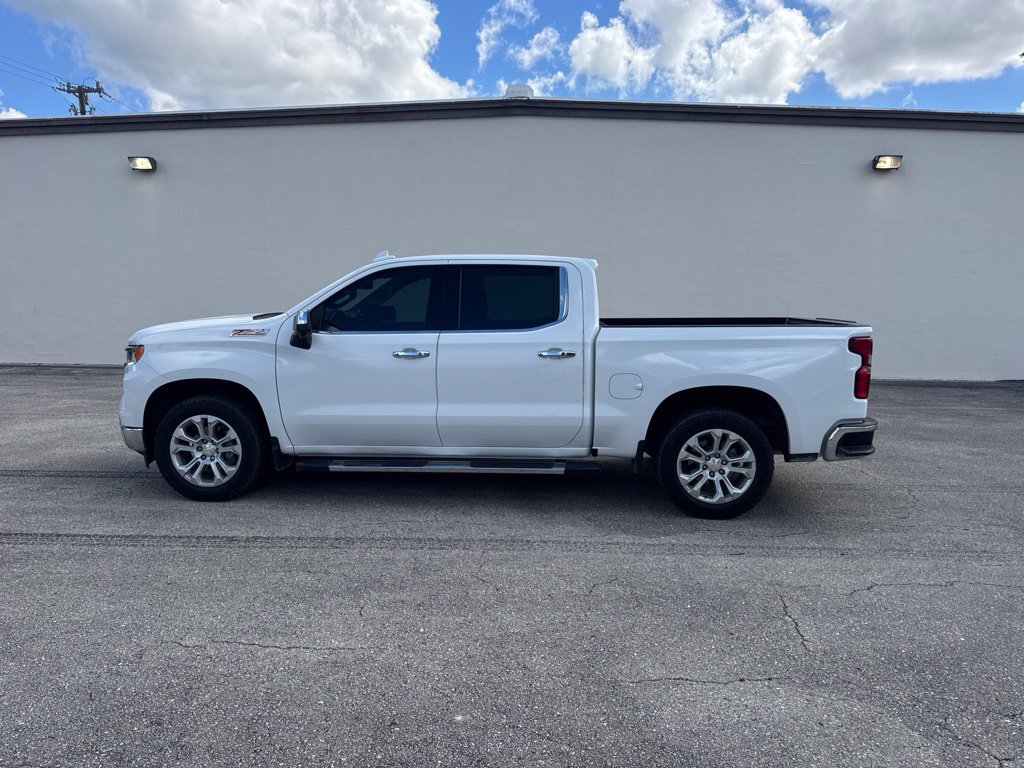 Used 2023 Chevrolet Silverado 1500 LTZ AWD/4WD image 6