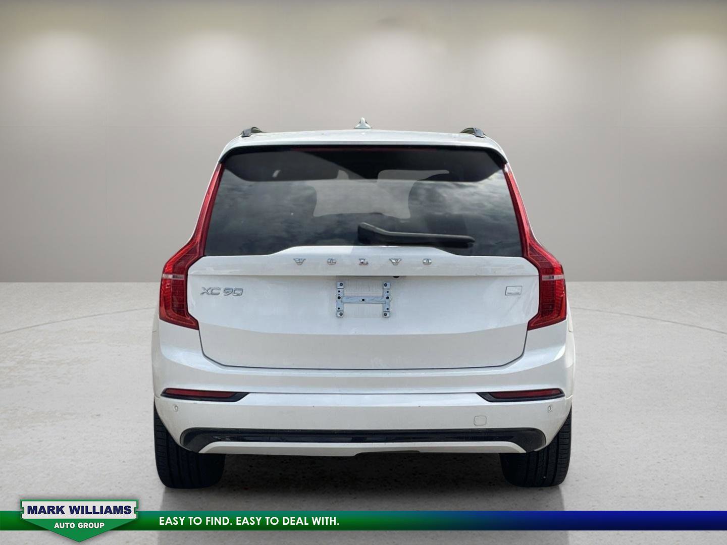 Used 2023 Volvo XC90 T8 Plus image 6