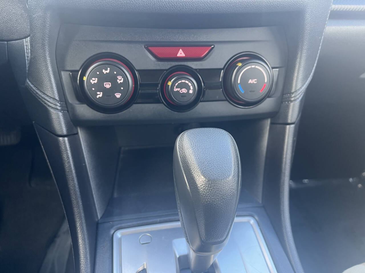 Used 2018 Subaru Impreza 2.0i AWD/4WD image 31