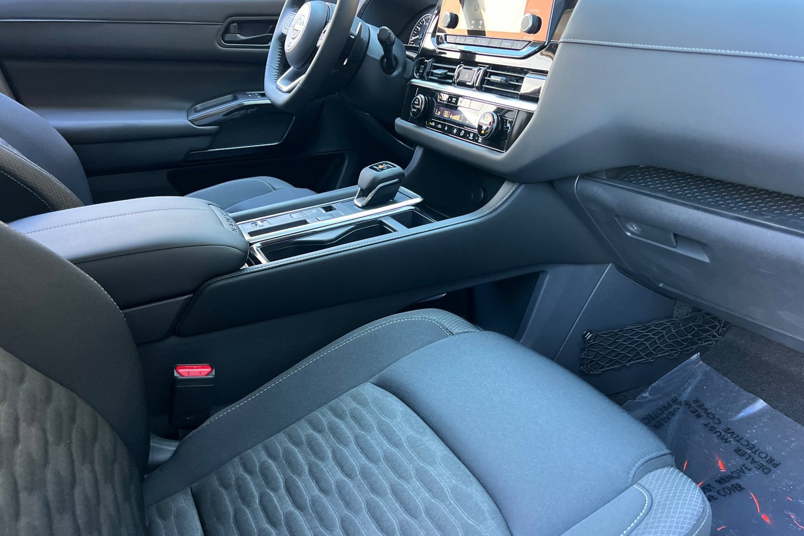 New 2025 Nissan Pathfinder SV w/ Cargo Package image 19