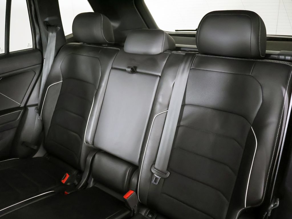 Used 2023 Volkswagen Tiguan SEL R-Line AWD/4WD image 35