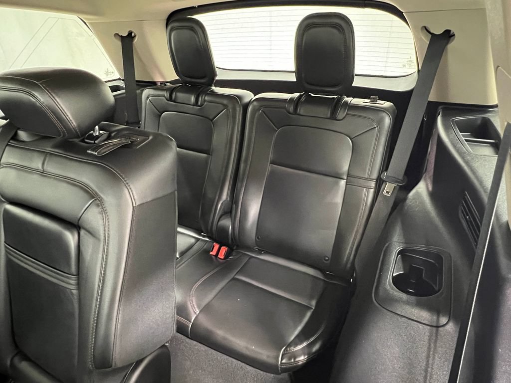 Used 2022 Lincoln Aviator Reserve w/ Equipment Group 201A AWD/4WD image 34