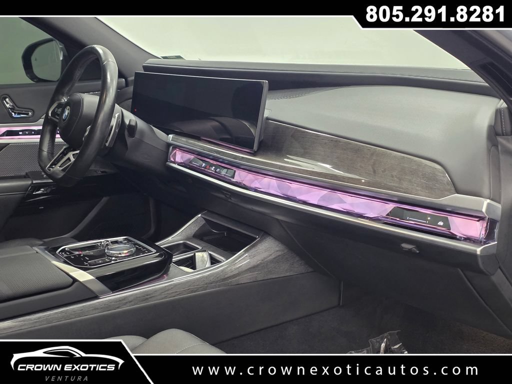 Used 2023 BMW 760i xDrive w/ Executive Package AWD/4WD image 14