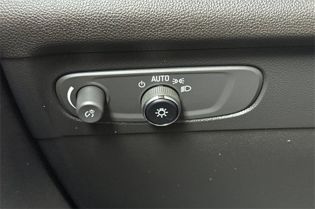 Used 2022 Buick Envision Essence w/ Sport Touring Package image 43