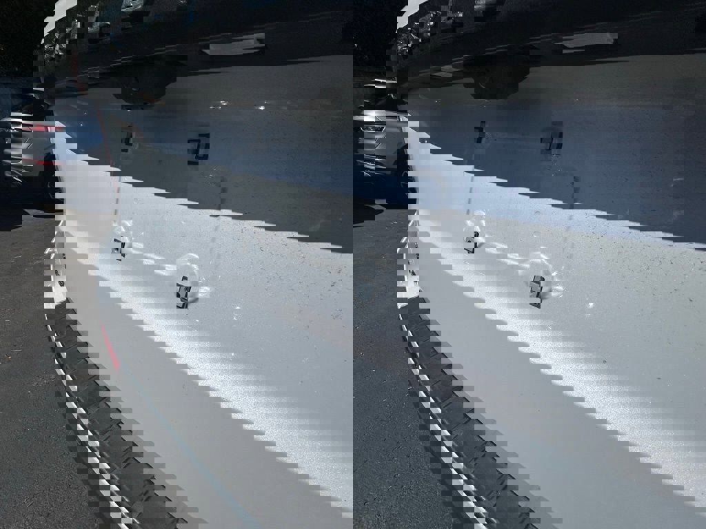 Used 2025 Ford Explorer Active image 9