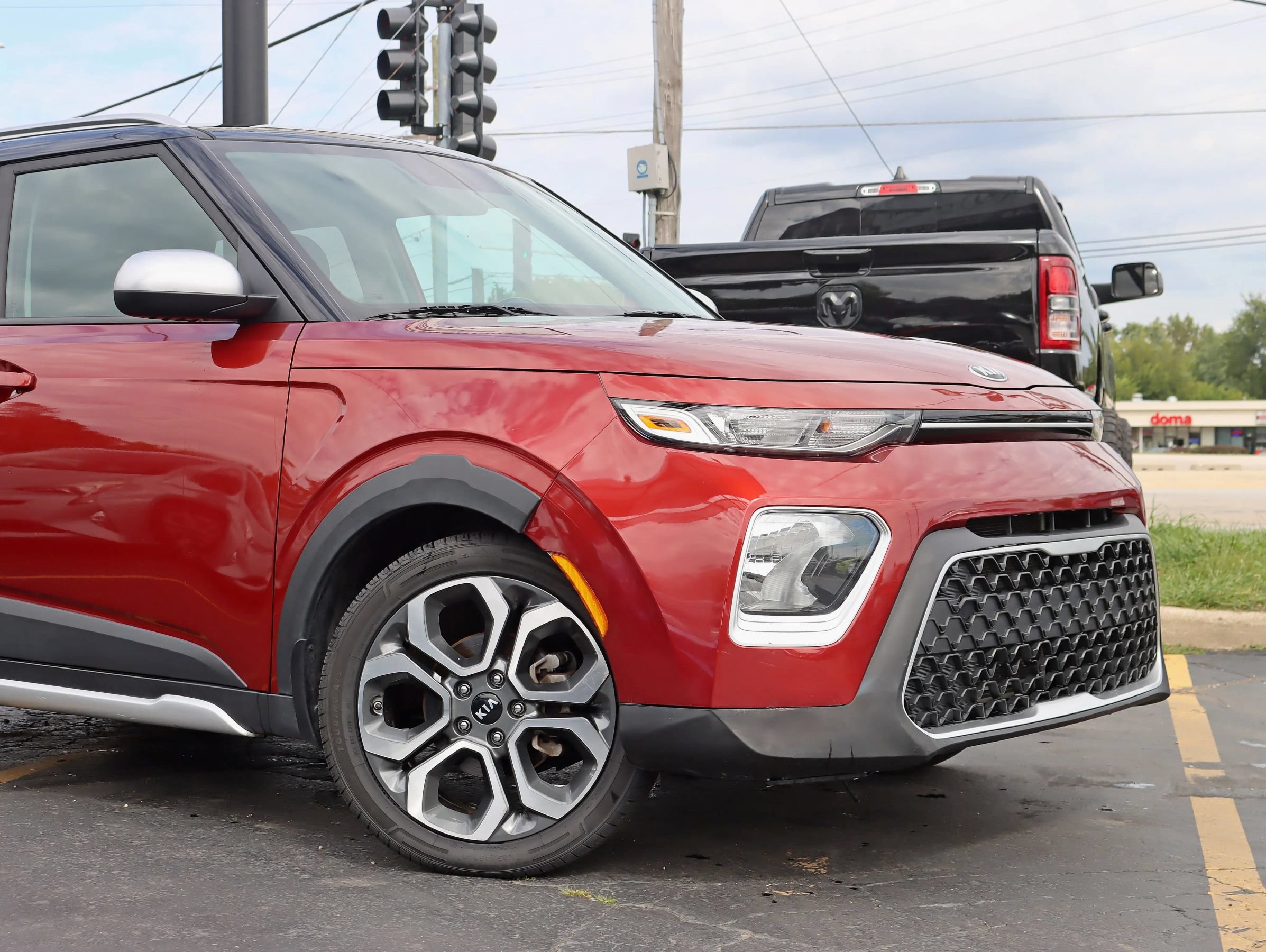 Used 2020 Kia Soul X-Line FWD image 3