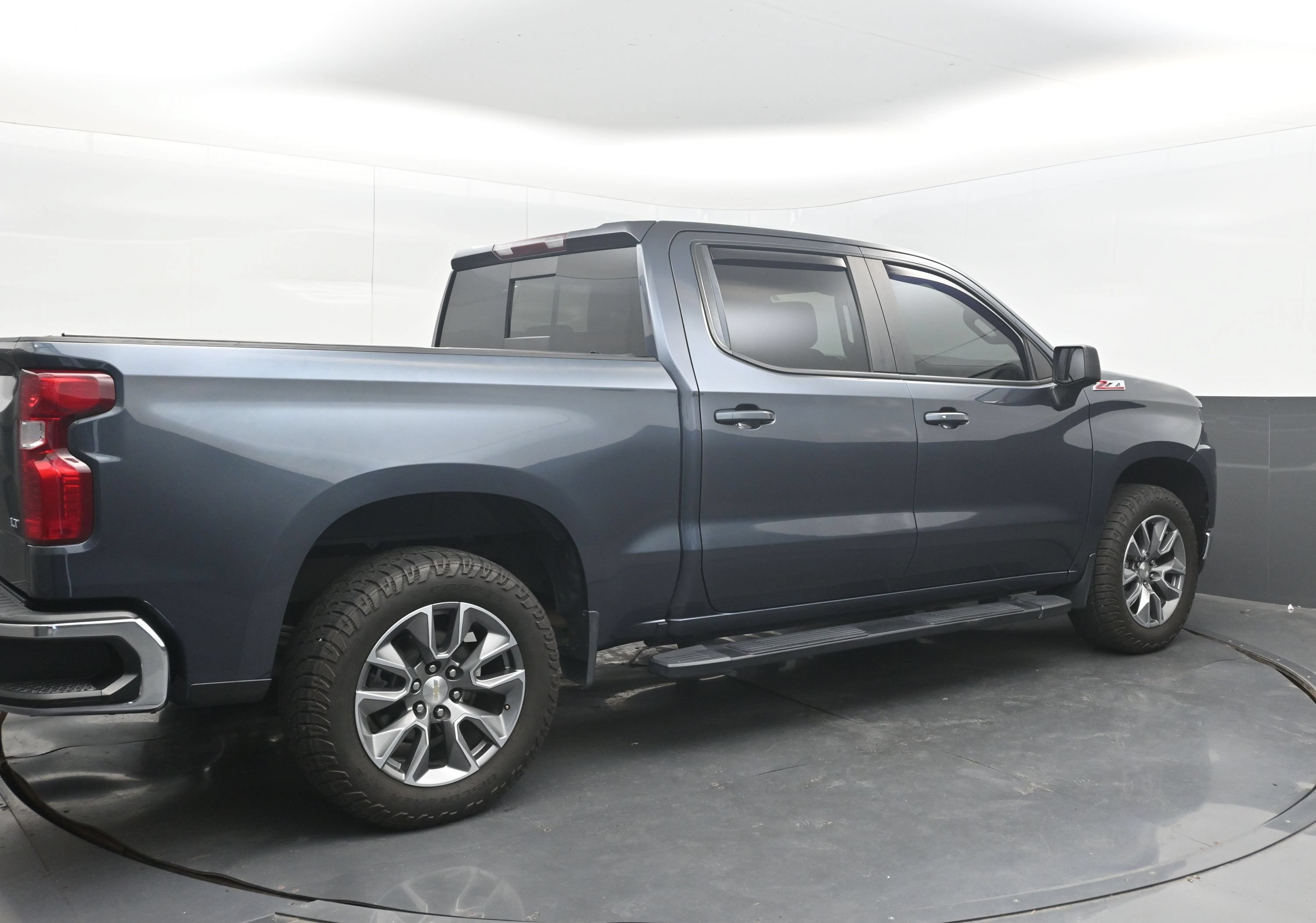 Used 2021 Chevrolet Silverado 1500 LT w/ All Star Edition Plus AWD/4WD image 9