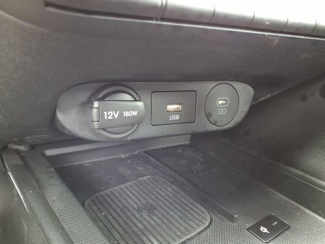 Used 2026 Hyundai Elantra Sport image 25