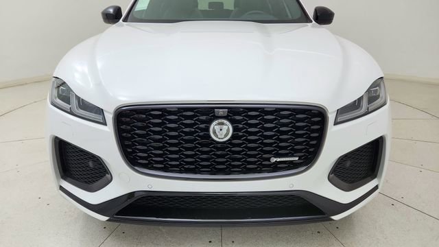 Used 2025 Jaguar F-PACE R-Dynamic S image 8