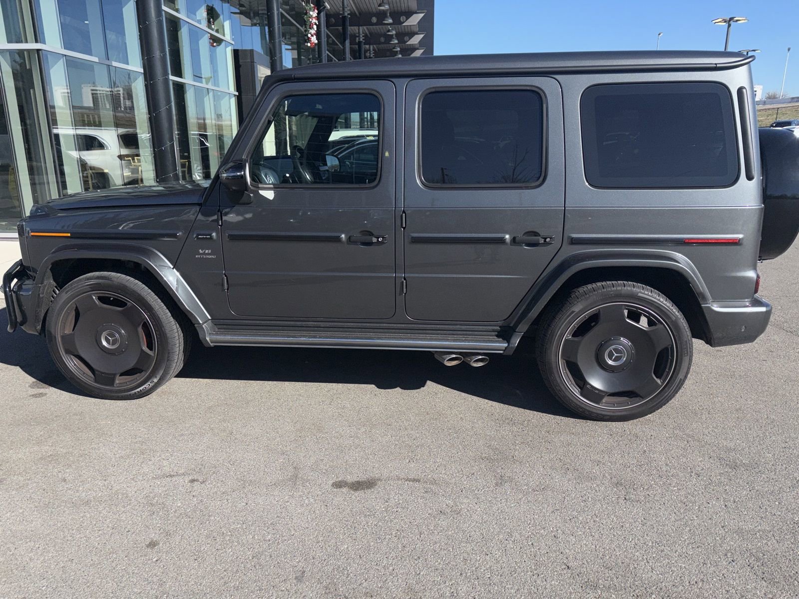 Used 2024 Mercedes-Benz G 63 AMG 4MATIC image 6
