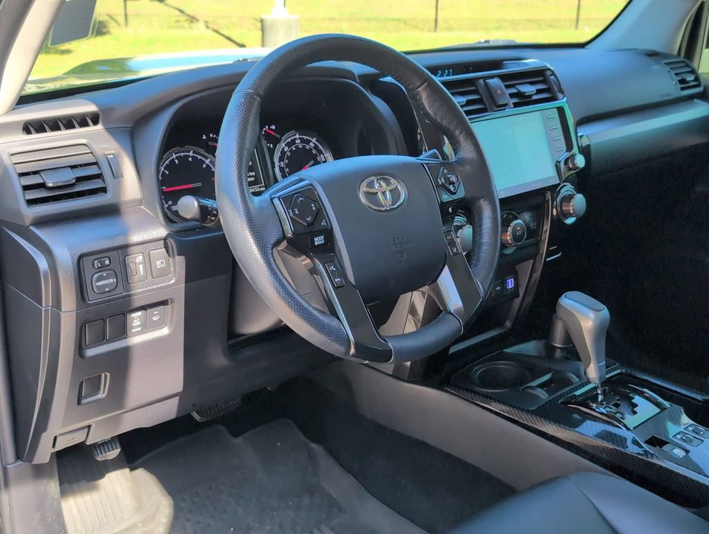 Used 2023 Toyota 4Runner TRD Off-Road Premium w/ Moonroof Package AWD/4WD image 12