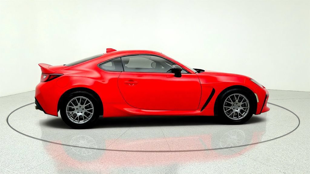 Used 2022 Toyota GR86 Premium RWD image 4