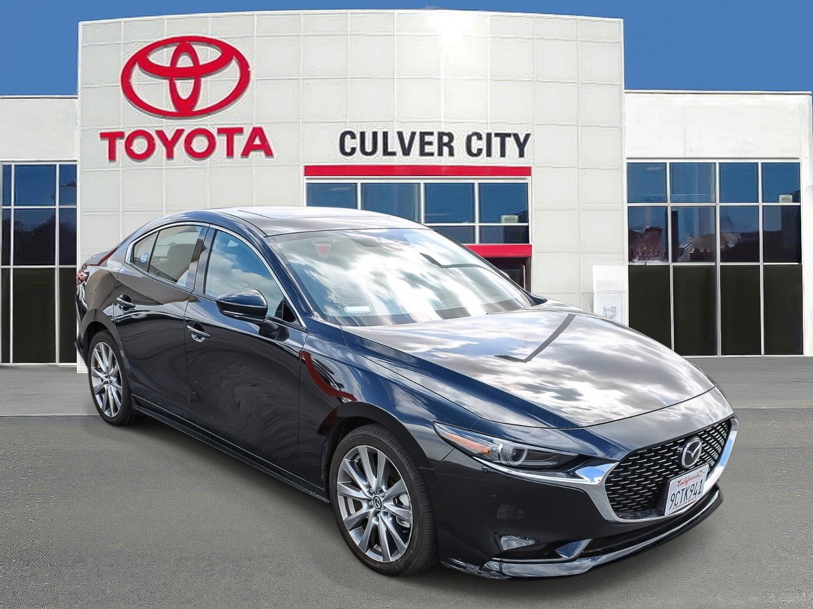 Used 2022 MAZDA MAZDA3 s