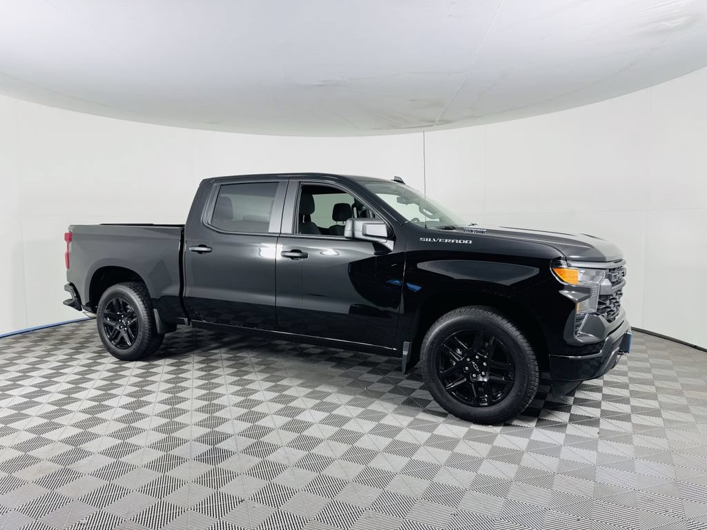 Used 2026 Chevrolet Silverado 1500 Custom RWD image 1