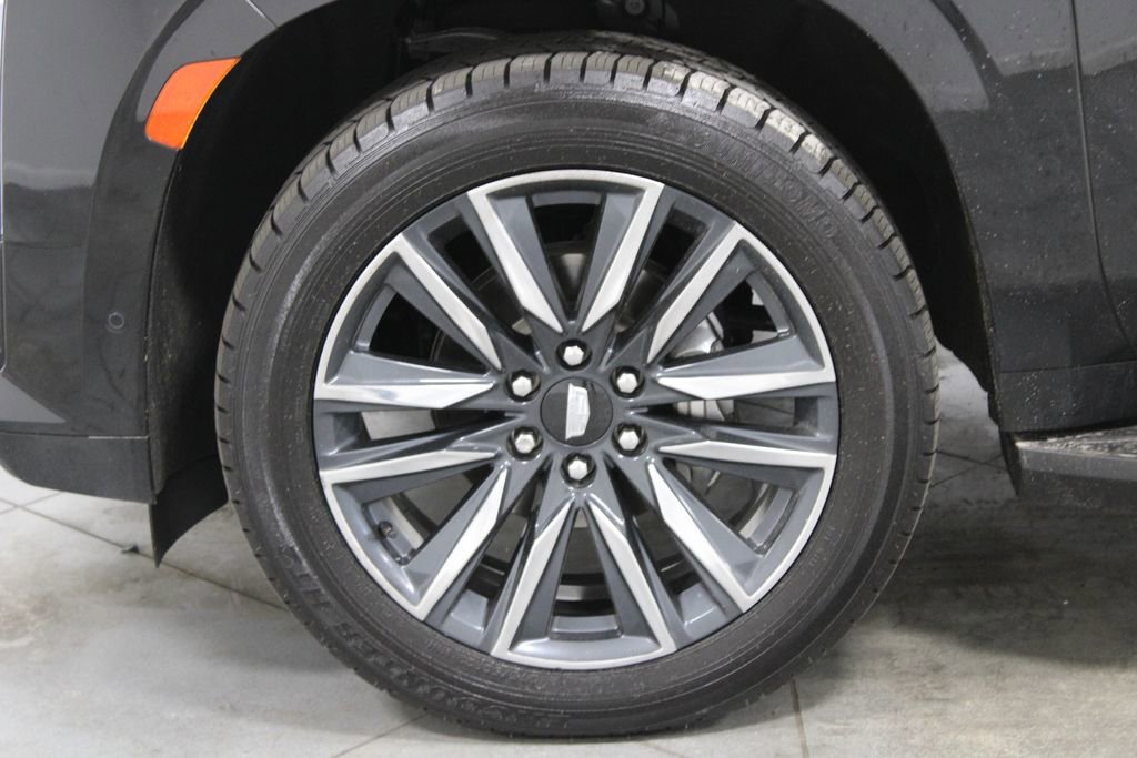 Used 2024 Cadillac Escalade ESV Sport RWD image 19