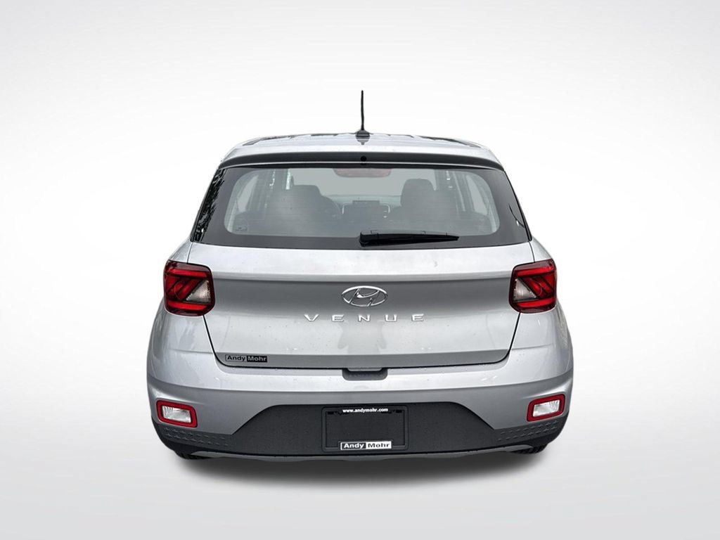 New 2026 Hyundai Venue SE FWD image 6