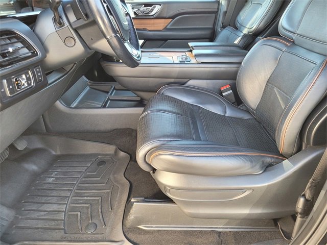 Certified 2022 Lincoln Navigator L Black Label image 24