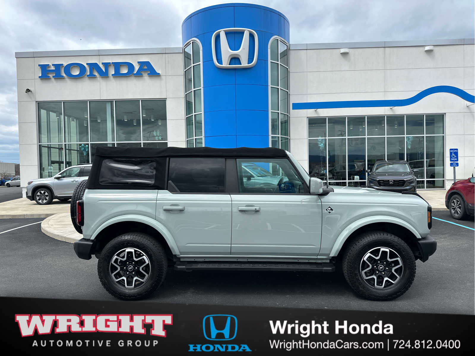 Used 2021 Ford Bronco Outer Banks image 1